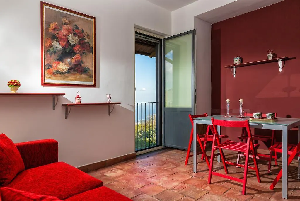 Holiday home Nake Residenza Artistica Villa Sant'Alfio Italy