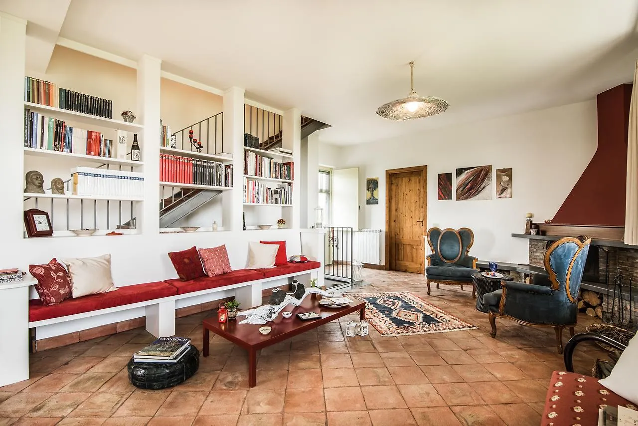 Holiday home Nake Residenza Artistica Villa Sant'Alfio