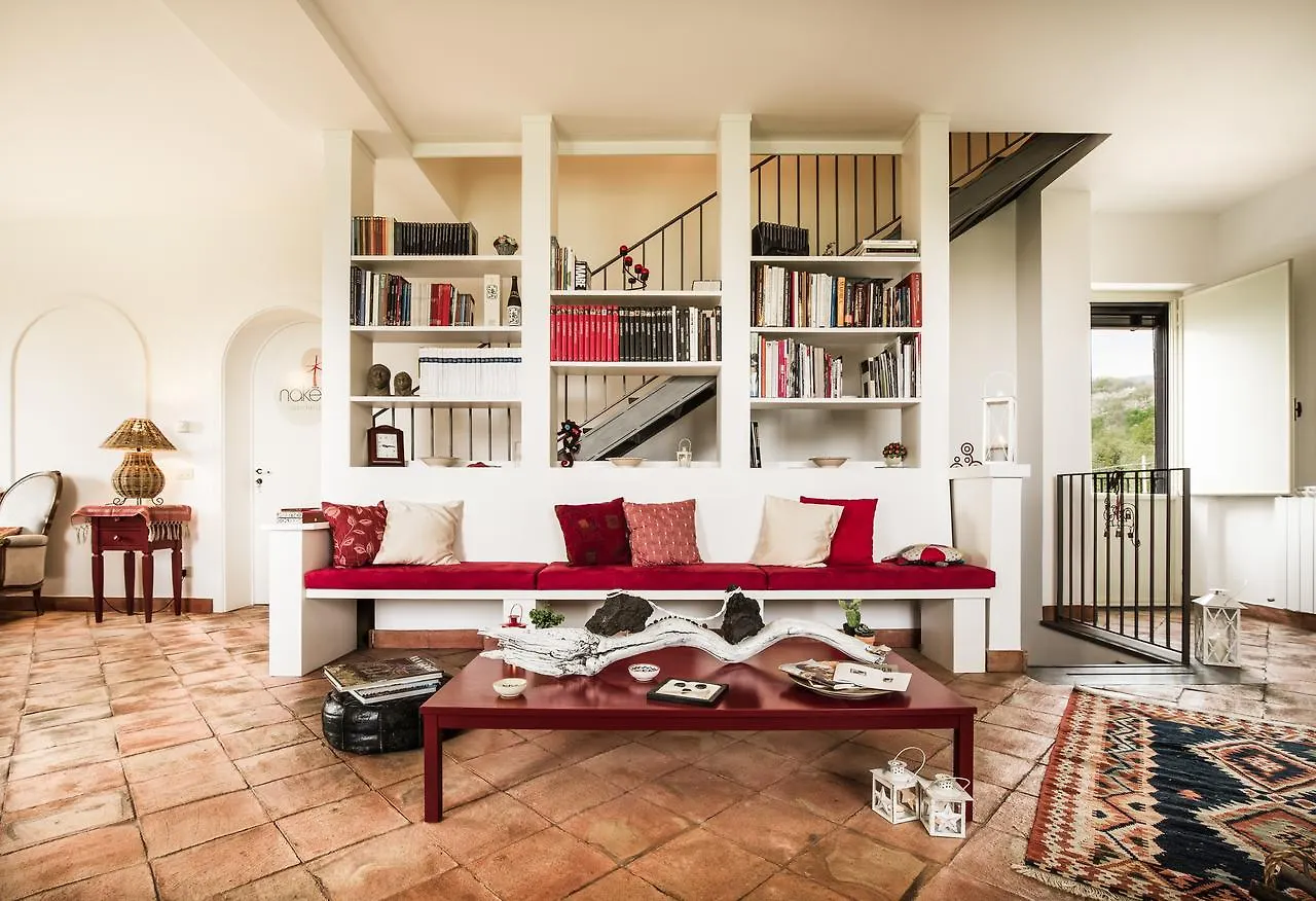 Nake Residenza Artistica Villa Sant'Alfio Holiday home