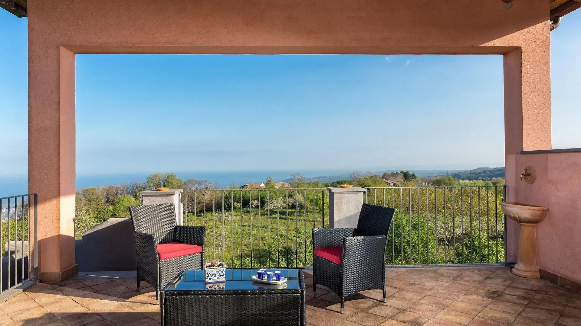 Nake Residenza Artistica Villa Sant'Alfio 0*,