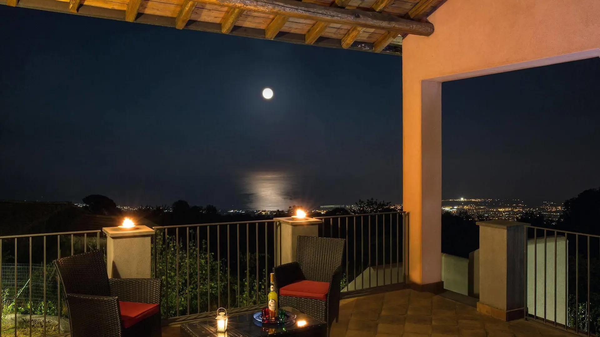 Holiday home Nake Residenza Artistica Villa Sant'Alfio