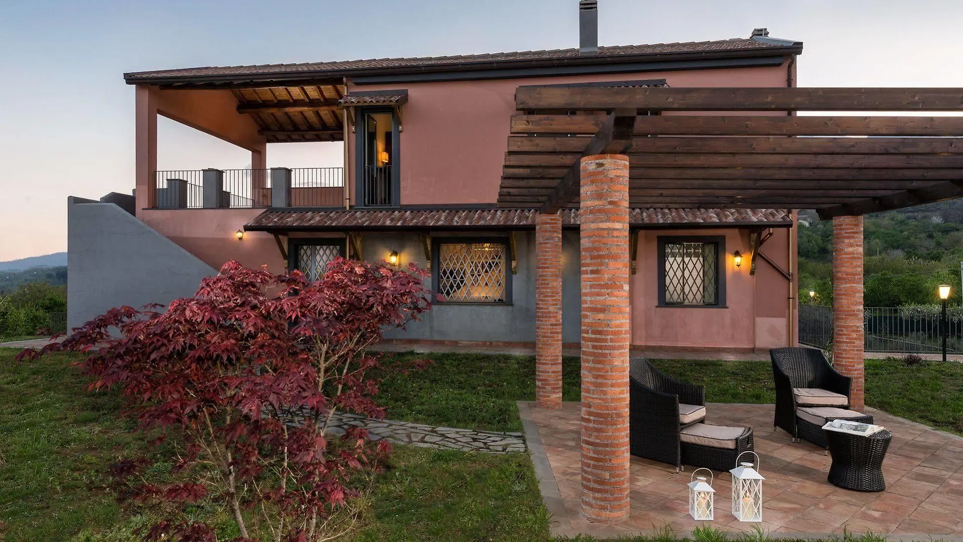 Nake Residenza Artistica Villa Sant'Alfio